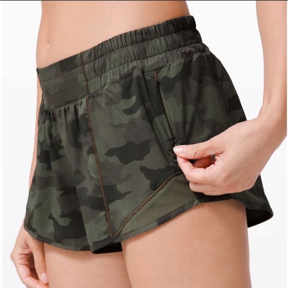 Lululemon Hotty Hot Shorts Size 8